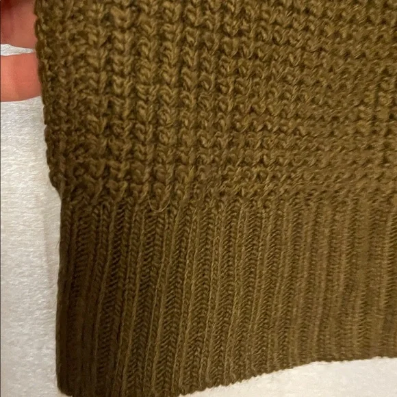 Like new sweater with zippers! - Picture 7 of 8